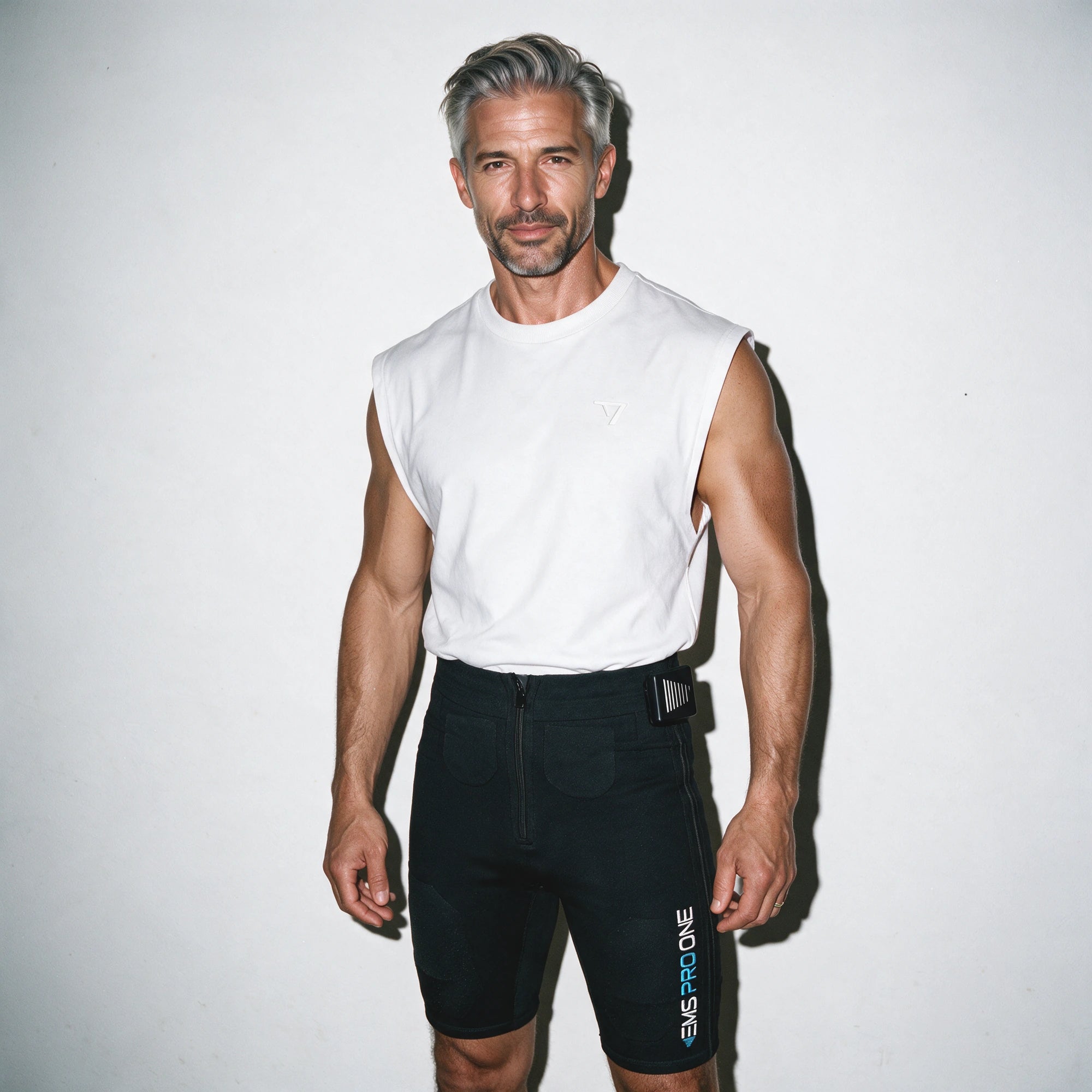 EMS Sixpack & Thigh Sculptor 1x EMS Shorts 1x Control Box - EMS PRO ONE SPORTS TRADING L.L.C