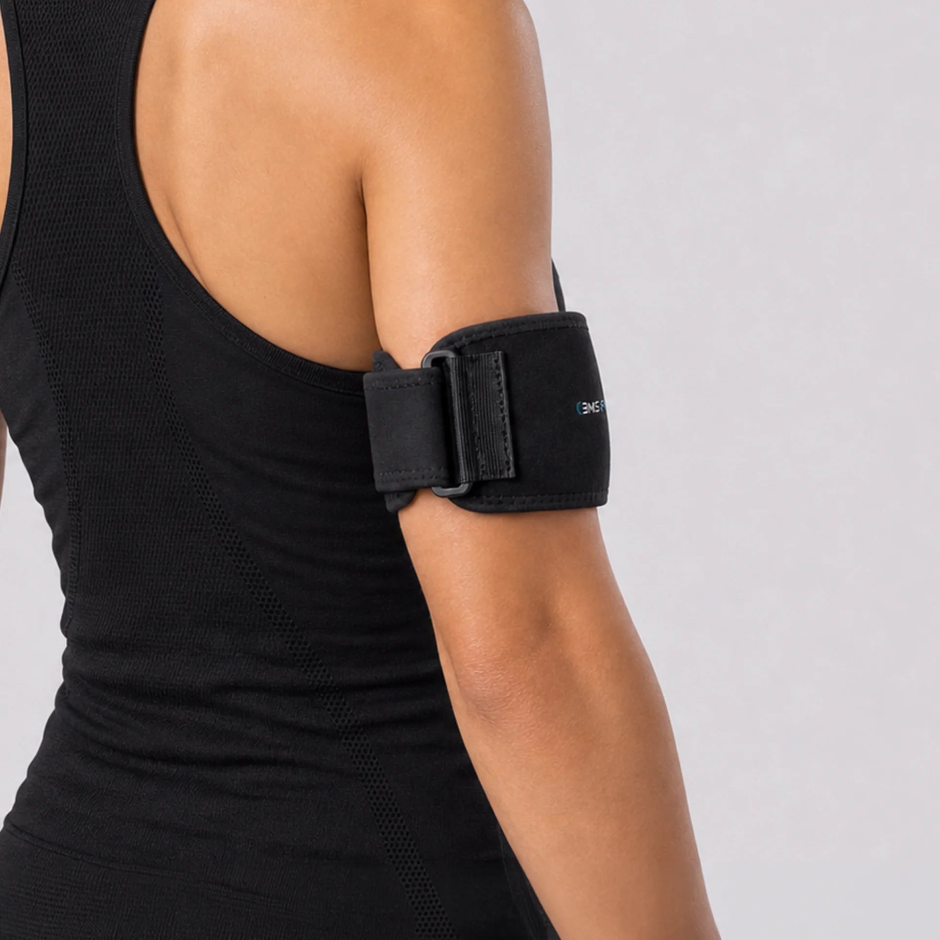 EMS Arm & Calf Trainer 1x EMS Control Box - EMS PRO ONE SPORTS TRADING L.L.C